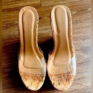 Bamboo Clear Wedges•women’s size 7 1/2•5 in from bottom to top•worn once